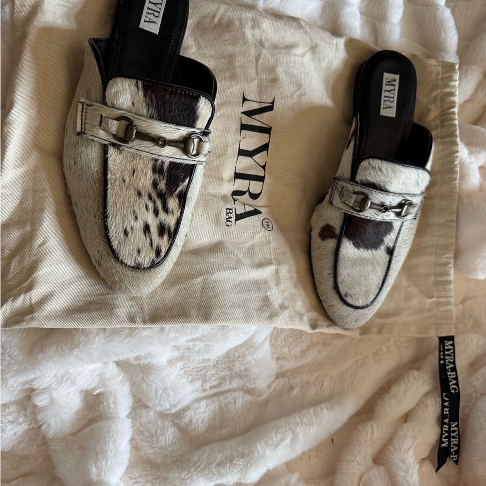 Myra Women's Cow Print mules